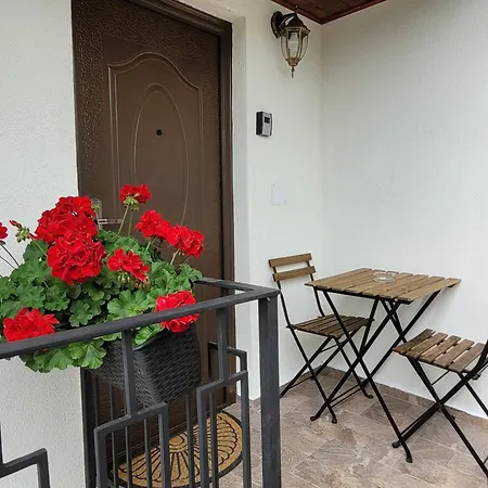 Rose Garden House-3